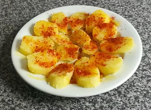 PISTO DE VERDURAS CON PATA DE PULPO Y PATATAS A LA GALLEGA